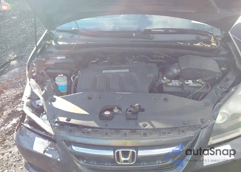 2005 Honda Odyssey Ex-L z USA, uszkodzony, nr VIN 5FNRL386X5B050874